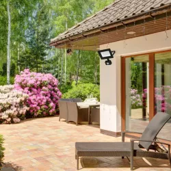 Naświetlacz LED z czujnikiem ruchu czarny 20W odlew ciśnieniowy - 8433325314057